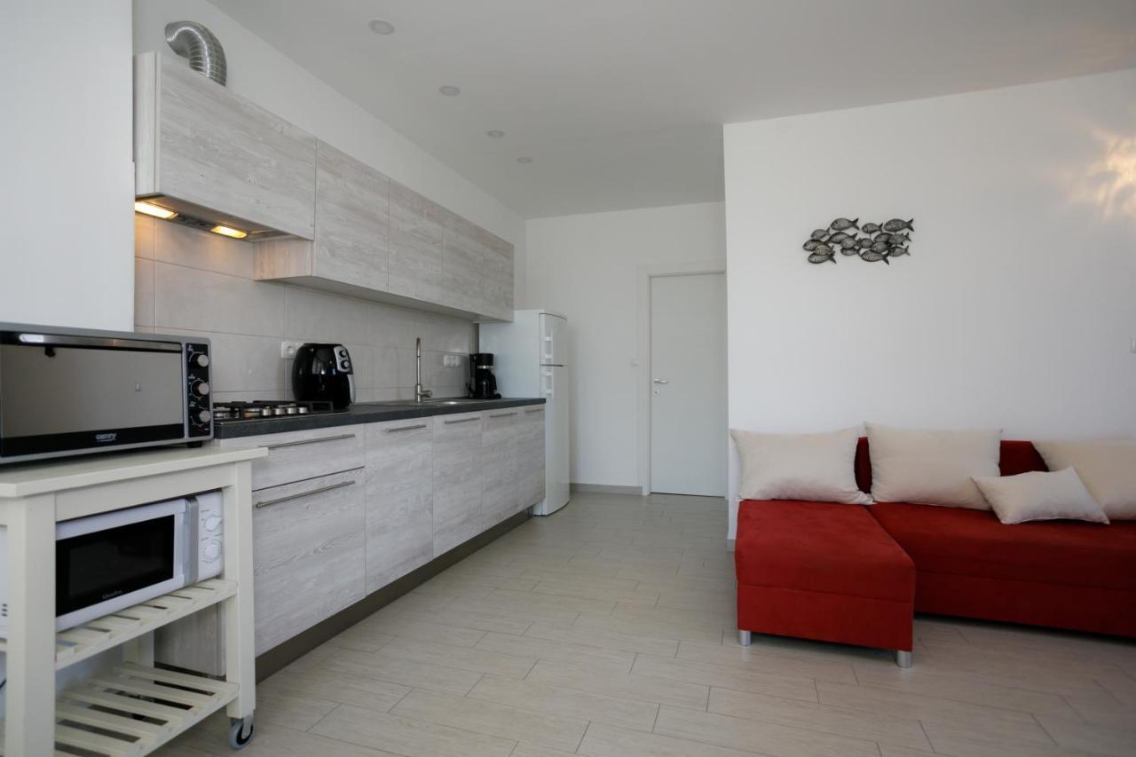 Oliva Apartment Vrbnik Exterior photo